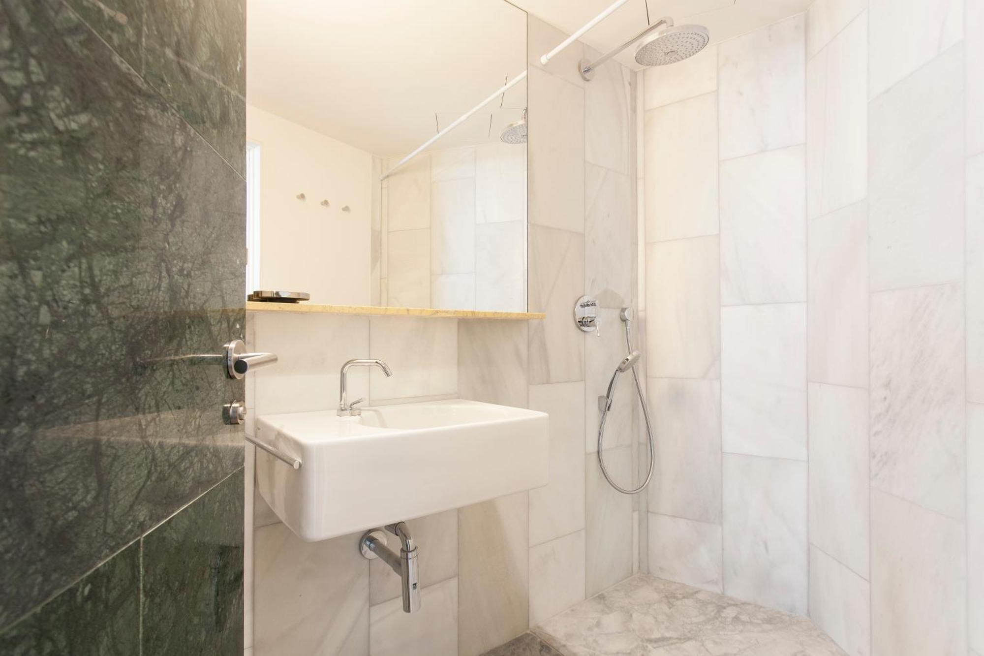 Aspasios City Oasis Apartments バルセロナ 部屋 写真